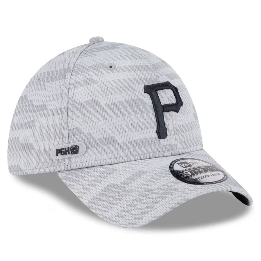 Pittsburgh Pirates Men's Gray New Era MLB Clubhouse 39THIRTY Flex Hat