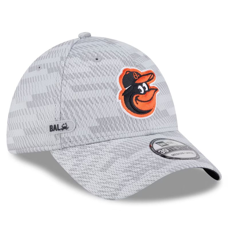 Baltimore Orioles Men's Gray New Era MLB Clubhouse 39THIRTY Flex Hat