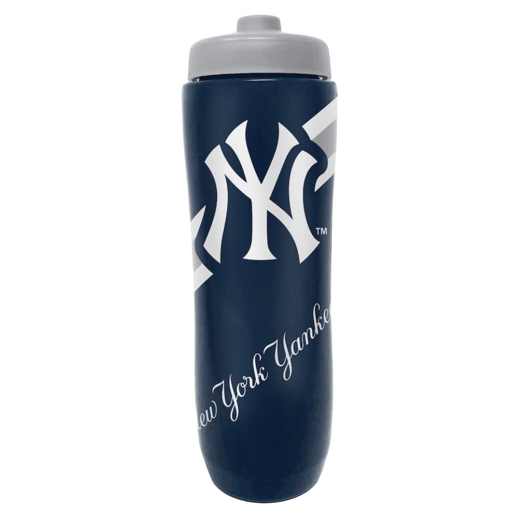 New York Yankees 34oz Squeezy Water Bottle New York Yankees 34oz Squeezy Water Bottle