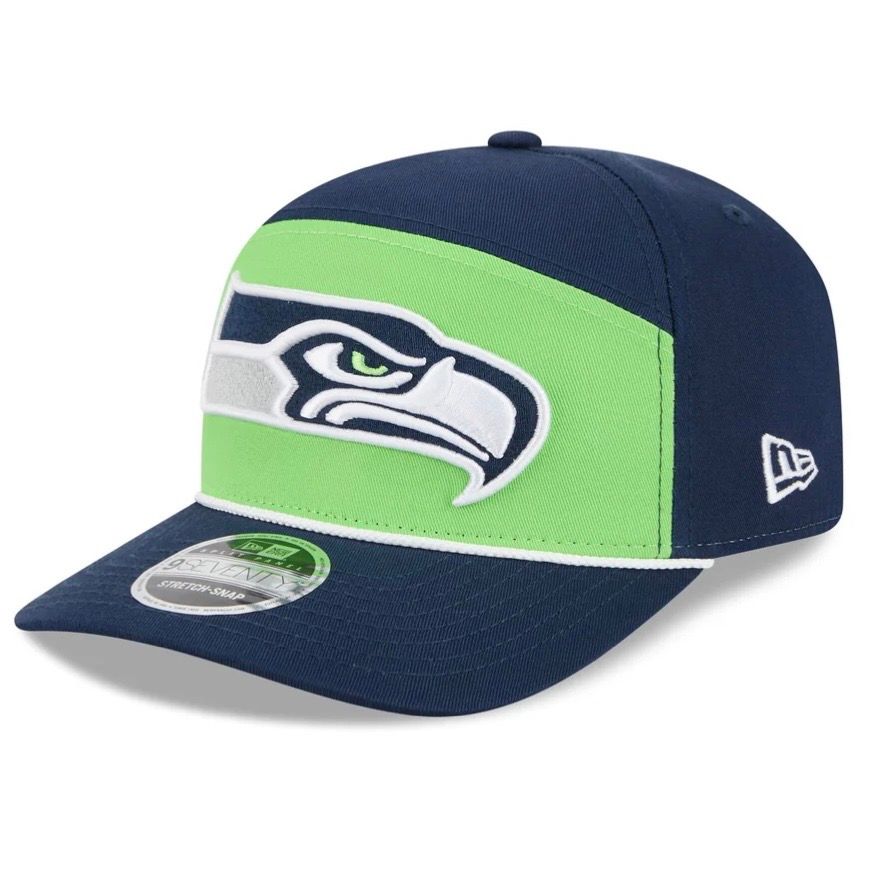 Seattle Seahawks Men's Navy Split Panel Rope New Era 9SEVENTY Stretch-Snap Hat