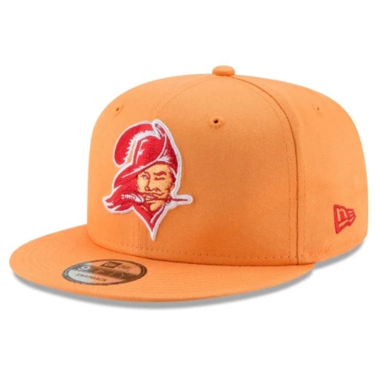 Tampa Bay Buccaneers Men’s Creamsicle New Era 9Fifty Snapback Hat