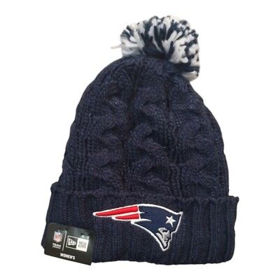 New England Patriots Women's New Era Cozy Cable Cuffed Knit Pom Hat