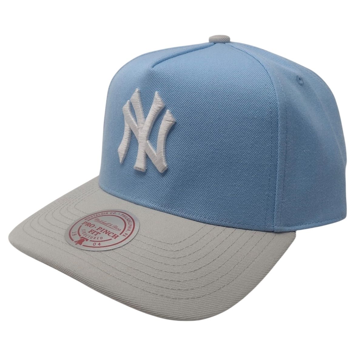 New York Yankees Men's Light Blue Gleam MLB Mitchell & Ness Snapback Hat