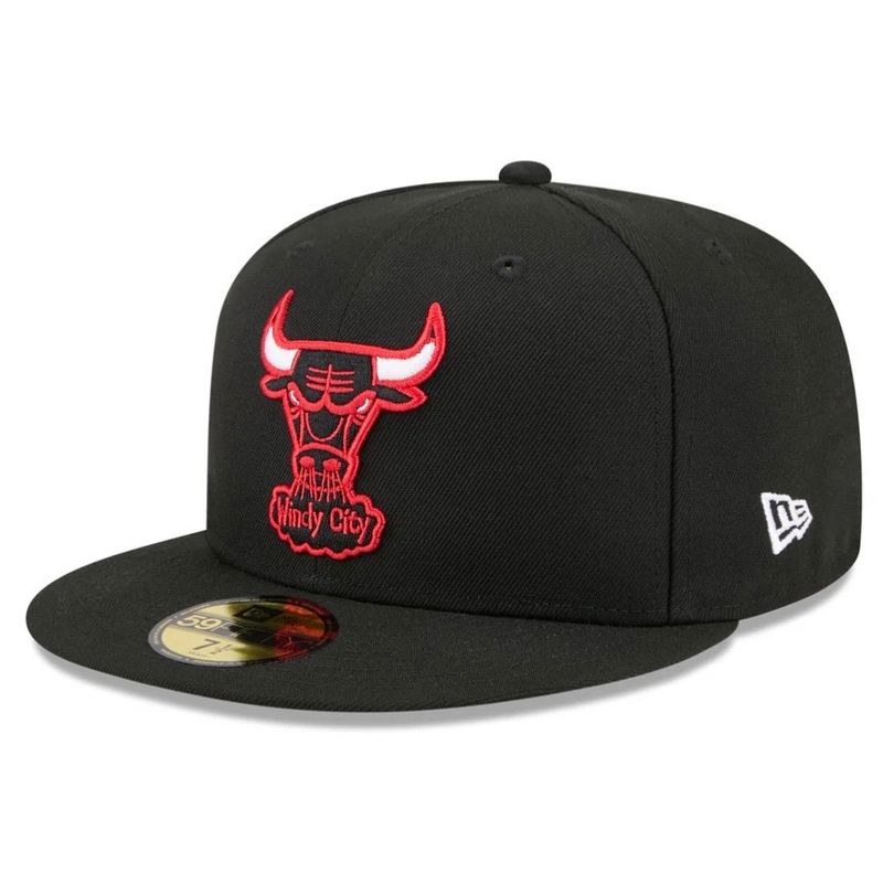 Chicago Bulls Men's Black Windy City 1960-70 Hardwood Classic New Era 59Fifty Fitted Hat