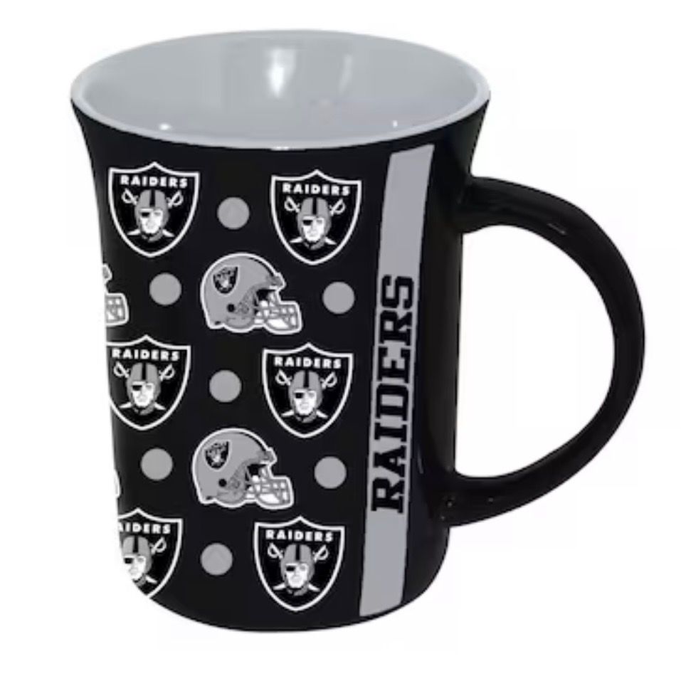 Las Vegas Raiders 15oz Line Up Coffee Mug