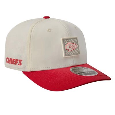 Kansas City Chiefs Men’s Cream New Era 2026 NFL Training Camp 9SEVENTY Adjustable Hat Kansas City Chiefs Men’s Cream New Era 2026 NFL Training Camp 9SEVENTY Adjustable Hat