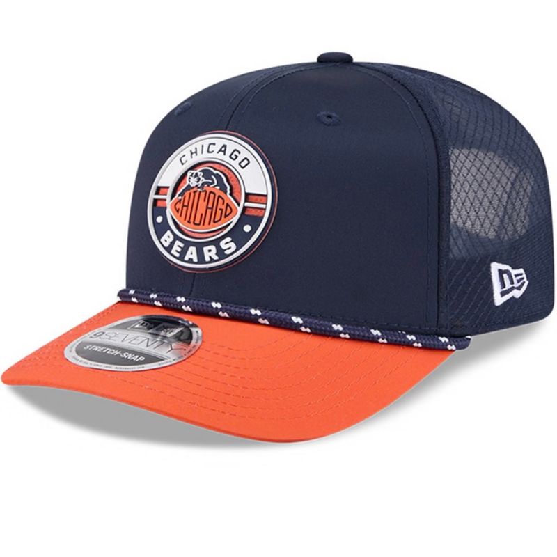 Chicago Bears Men's Navy New Era 2026 Rivalries Collection 9SEVENTY Adjustable Hat