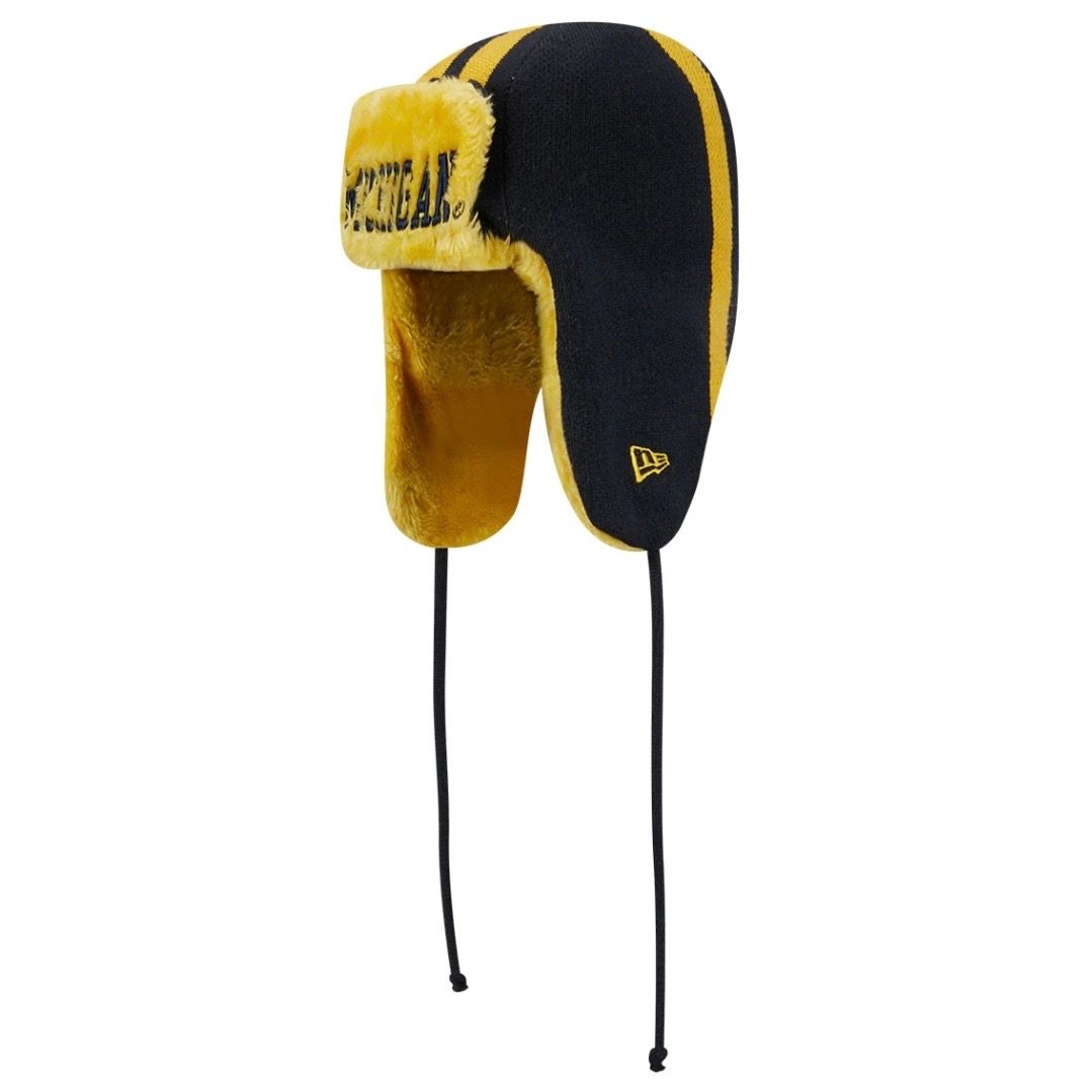 Michigan Wolverines Men's Navy New Era Helmet Head Trapper Knit Hat Michigan Wolverines Men's Navy New Era Helmet Head Trapper Knit Hat