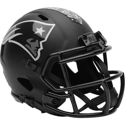 New England Patriots Riddell 2026 Salute to Service Speed Mini Helmet New England Patriots Riddell 2026 Salute to Service Speed Mini Helmet