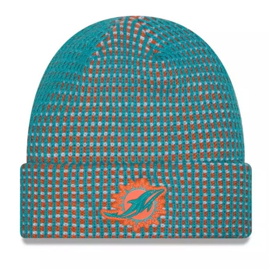 Miami Dolphins Men's Aqua 2026 New Era Sideline Cuffed Knit Hat Miami Dolphins Men's Aqua 2026 New Era Sideline Cuffed Knit Hat