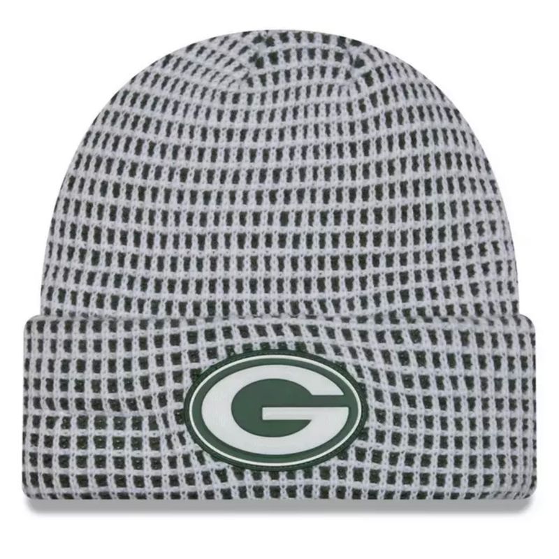 Green Bay Packers Men's White 2026 New Era Sideline Cuffed Knit Hat Green Bay Packers Men's White 2026 New Era Sideline Cuffed Knit Hat
