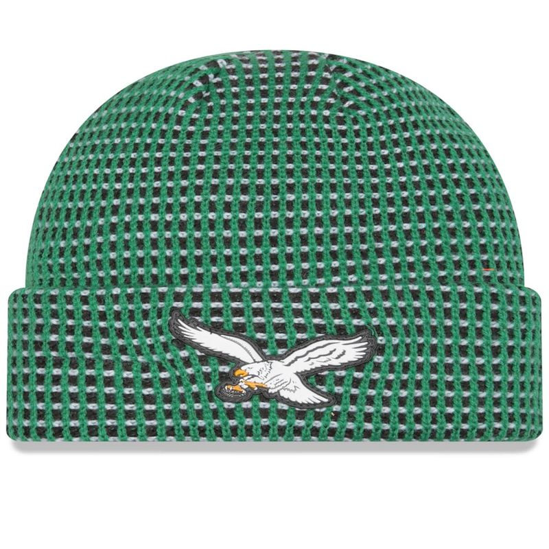 Philadelphia Eagles Men's Kelly Green 2026 New Era Sideline Cuffed Knit Hat Philadelphia Eagles Men's Kelly Green 2026 New Era Sideline Cuffed Knit Hat