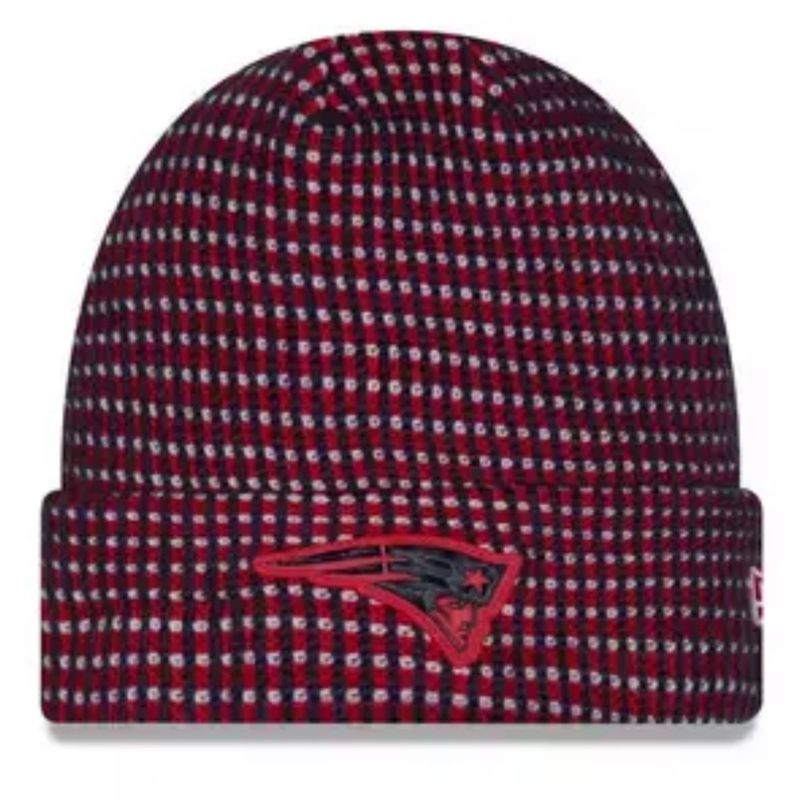 New England Patriots Men's 2026 New Era Sideline Cuffed Knit Hat New England Patriots Men's 2026 New Era Sideline Cuffed Knit Hat