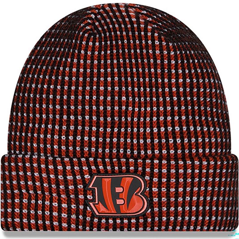 Cincinnati Bengals Men's 2026 New Era Sideline Cuffed Knit Hat Cincinnati Bengals Men's 2026 New Era Sideline Cuffed Knit Hat
