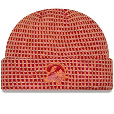 Tampa Bay Buccaneers Men's Creamsicle 2026 New Era Sideline Cuffed Knit Hat Tampa Bay Buccaneers Men's Creamsicle 2026 New Era Sideline Cuffed Knit Hat