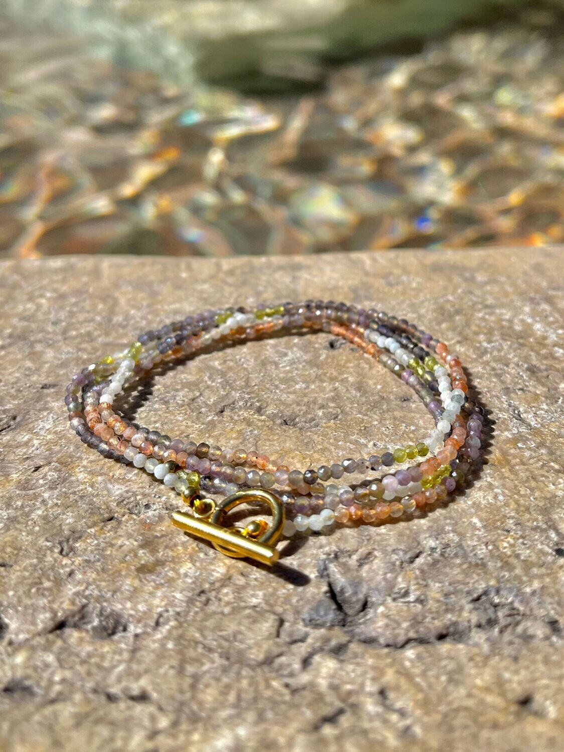 Collier-bracelet en pierres semi-précieuses