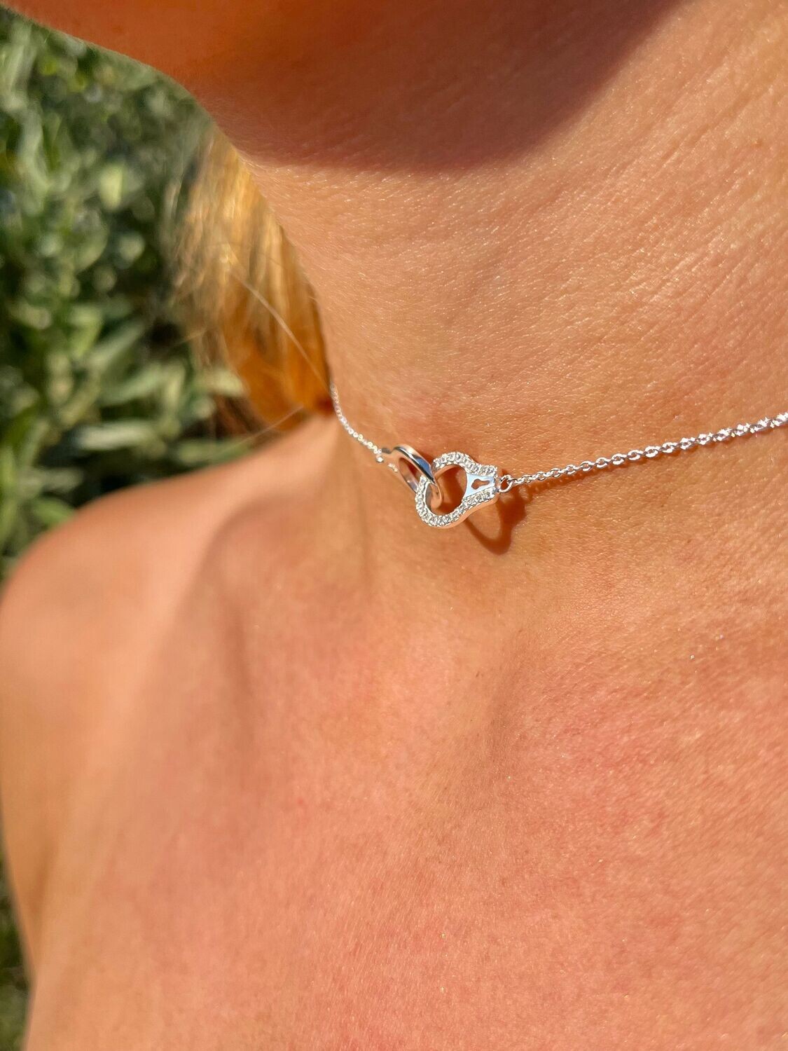 Collier menottes zircons