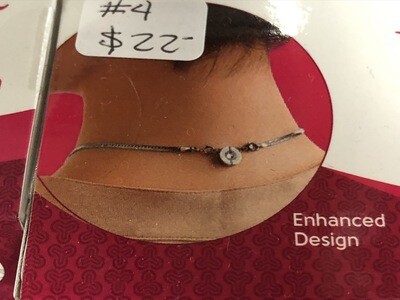 Necklace Fairy-uses A Strong Magnet To Attach The Ends Of Necklaces To Each Other