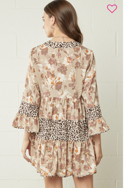 Dress-Floral print v-neck bell sleeve tiered dress featuring contrast leopard print detail. Lined. Woven. Non-sheer. 