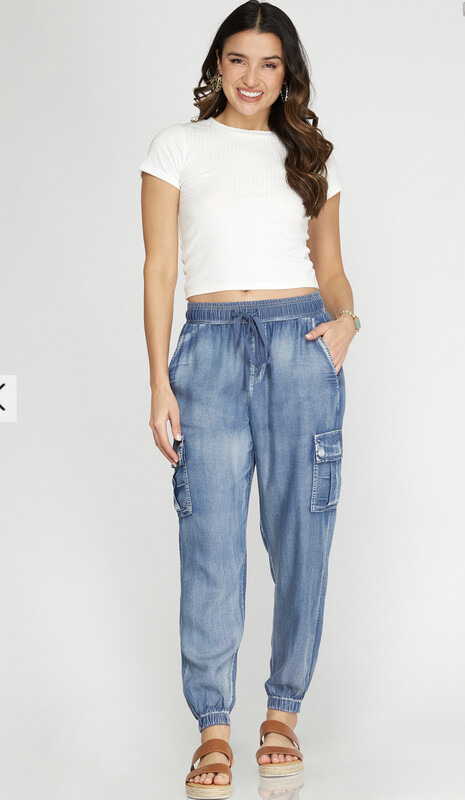 Pants-Blue Denim WASHED CHAMBRAY JOGGER PANTS WITH SIDE POCKETS
100%TENCEL WOVEN PANTS