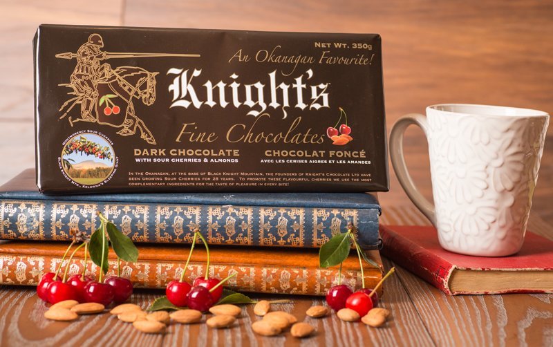 12 Knight's Chocolate 350 g Dark with Cherries & Almonds