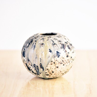 Round Vase Round Vase