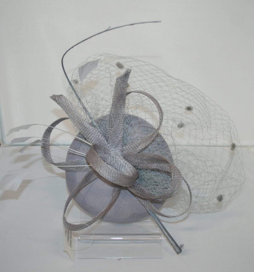 Holly Fascinator medium