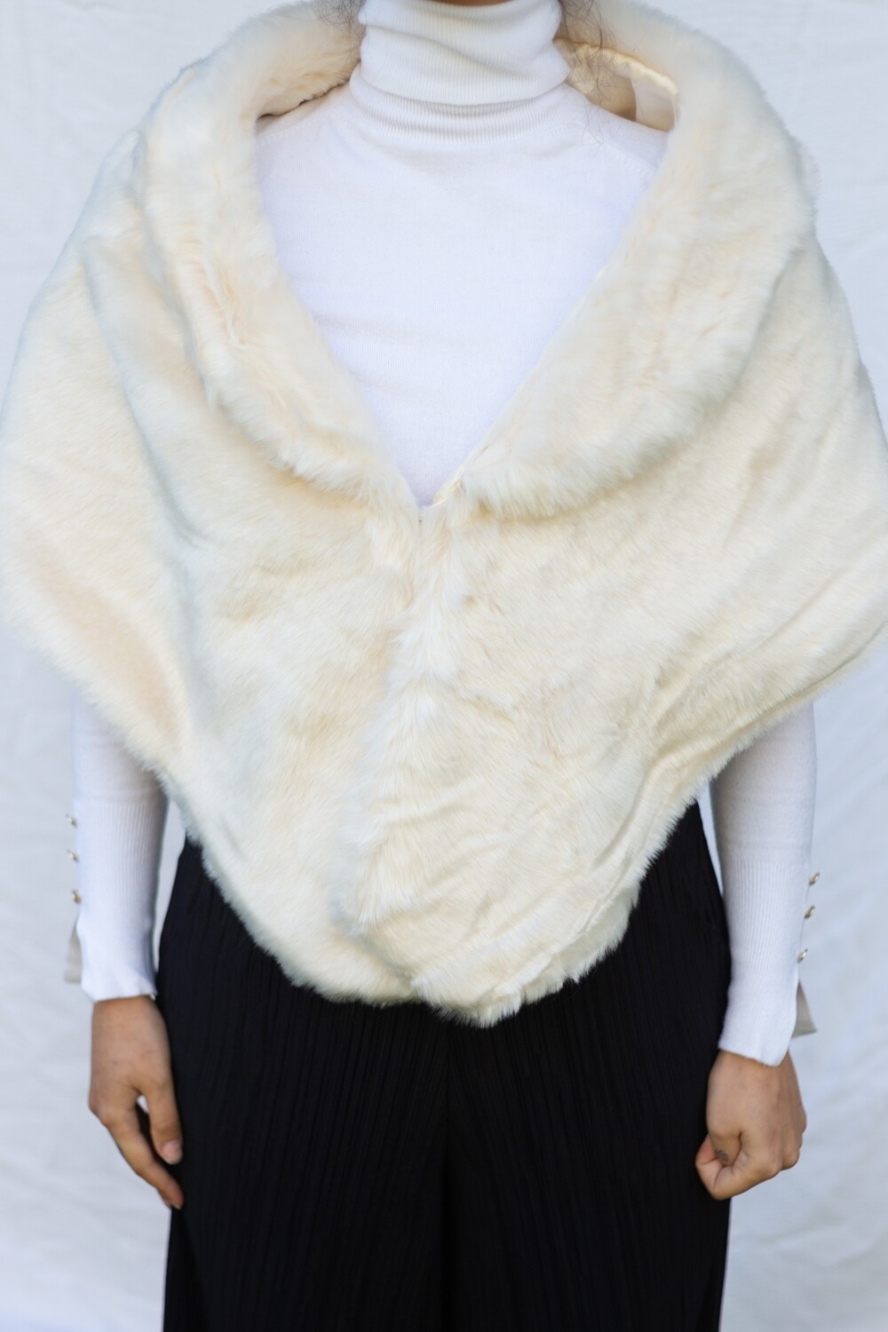 Jeanie Cream Fur