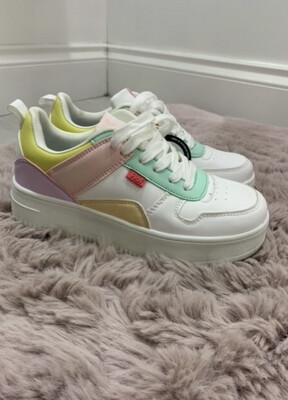 Trainers 