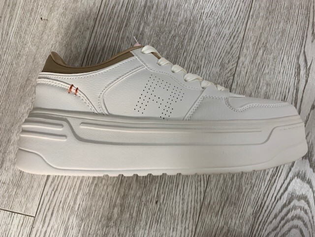 Refresh Cream Chunky Trainer