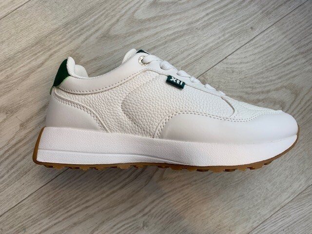 Refresh White Leather Trainer