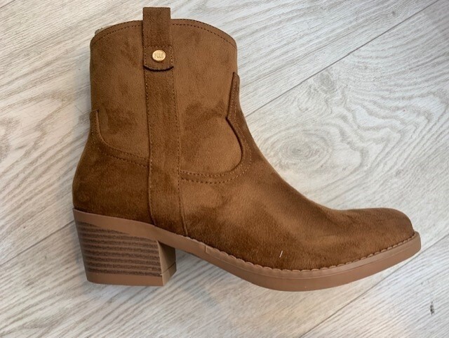 Refresh Brown Suede Ankle Boot