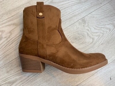 Refresh Brown Suede Ankle Boot