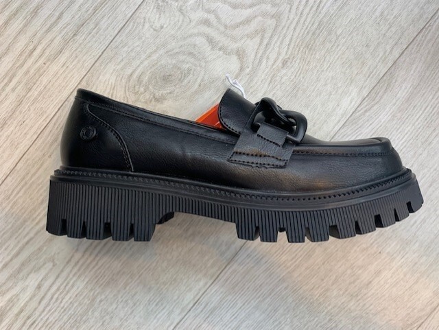 Refresh Black Leather  Loafer