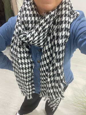 Heidi Check Scarf