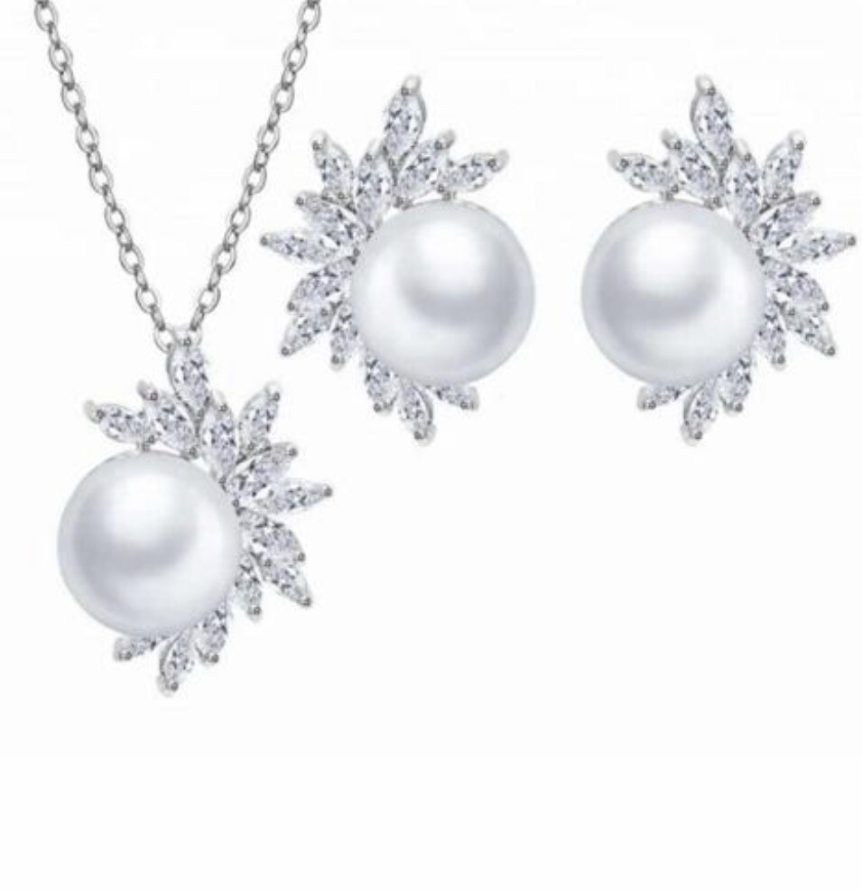 Pria Pearl Set