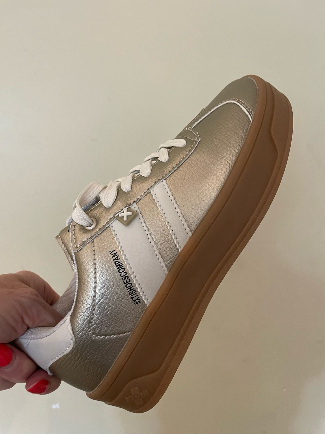 Gio Gold Trainer XTI