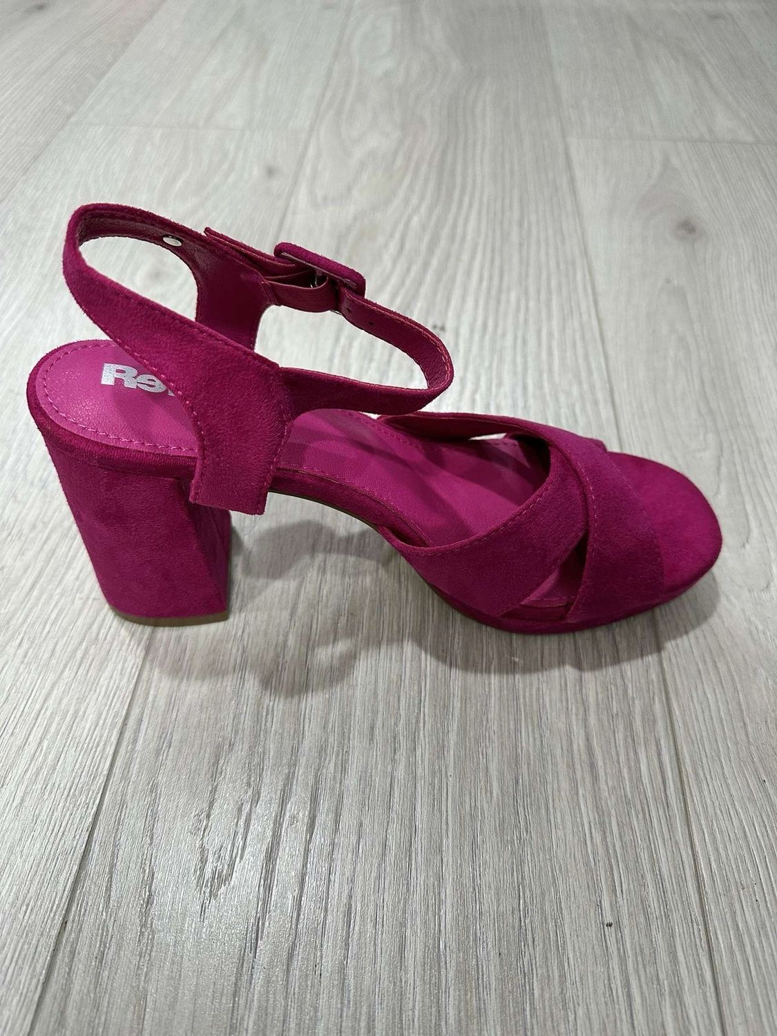 Fierce Fuchsia Heel XTI