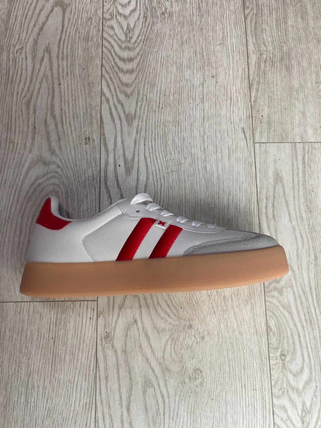 Keane Kicks