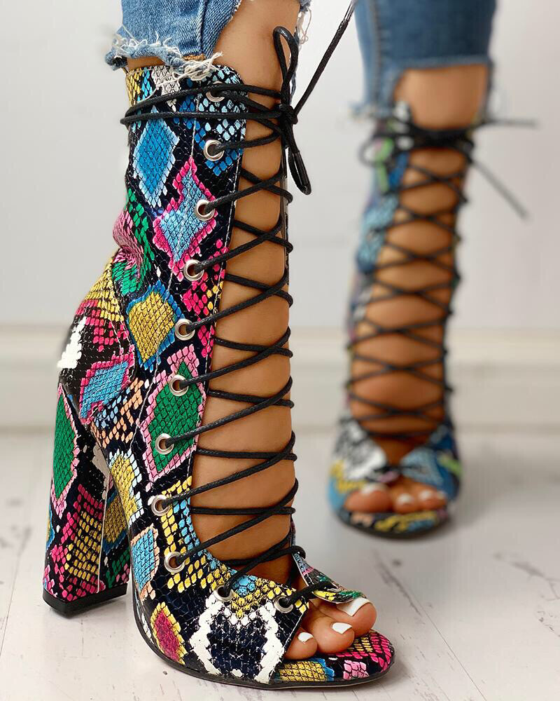 lace up chunky heel ankle boot