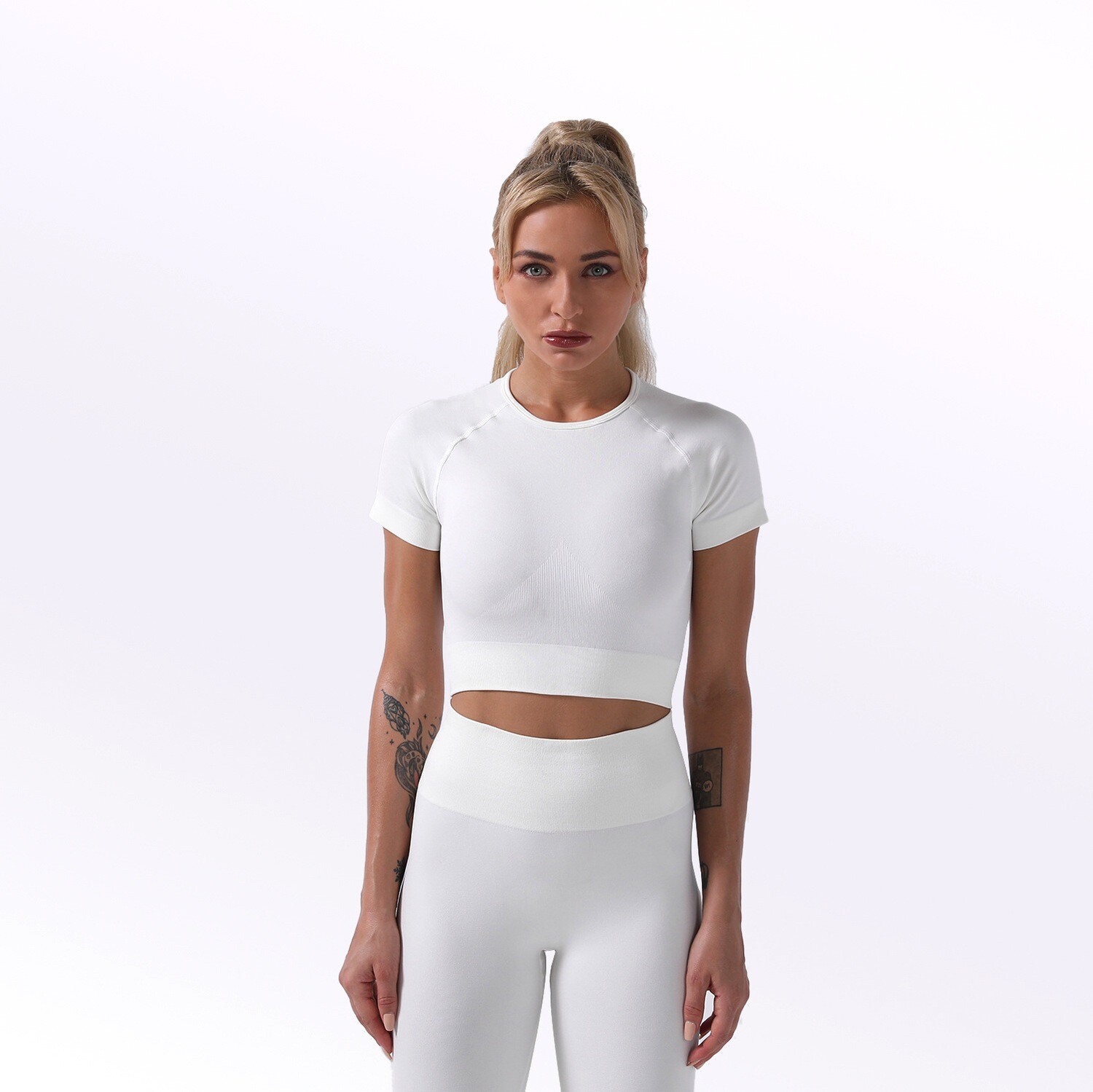 4 One-piece Shark Knit GYM Seamless Yoga Fitness Sportswear
