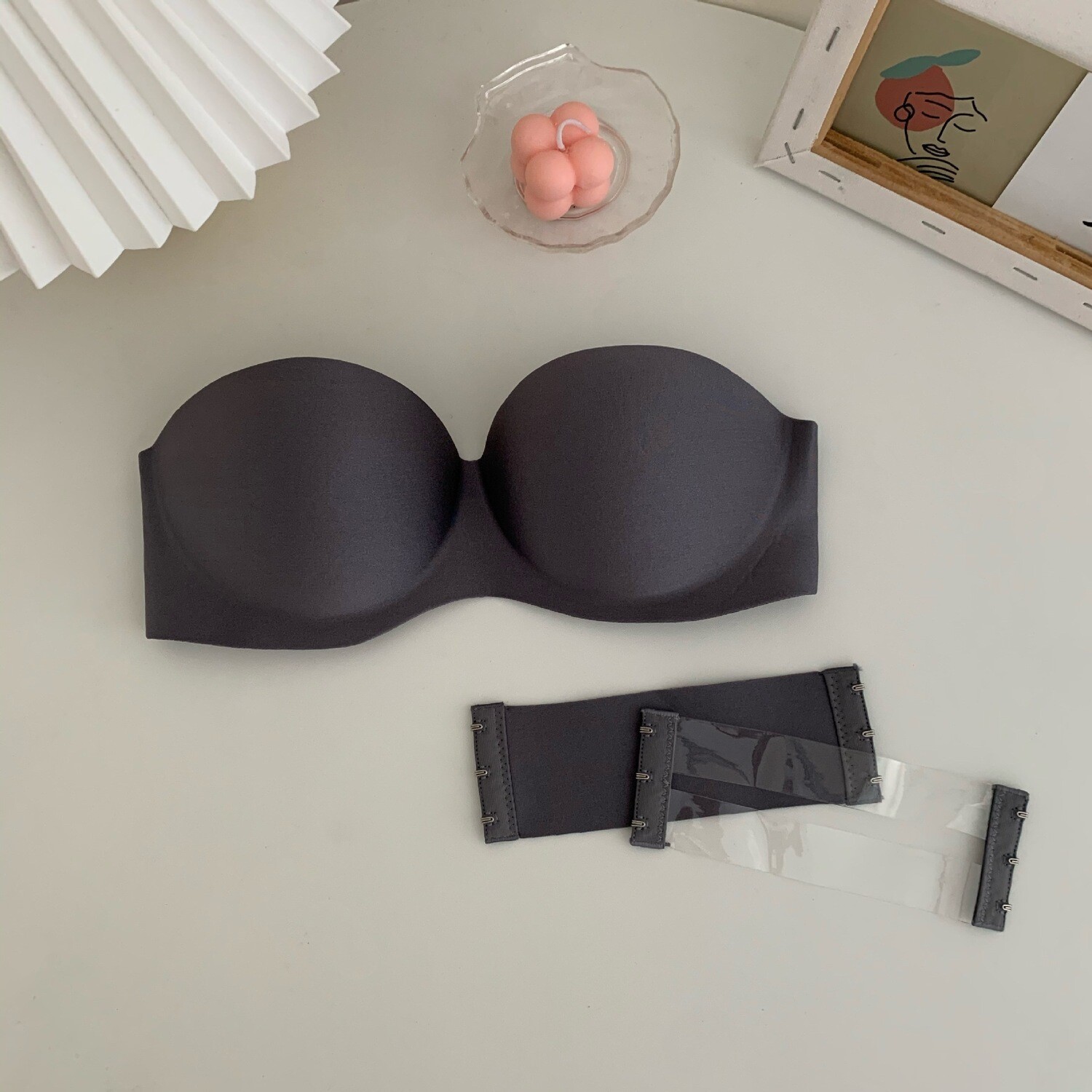 Non slip Strapless invisible bra comfortable underwear