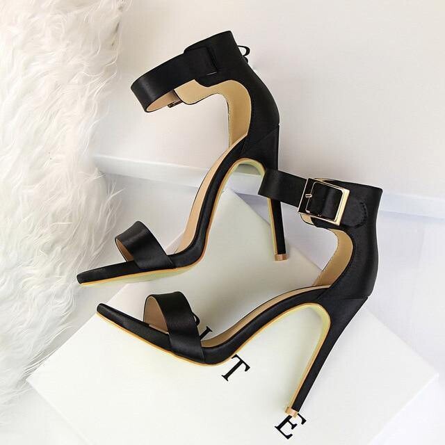 Strappy ankle sandals with belt buckle