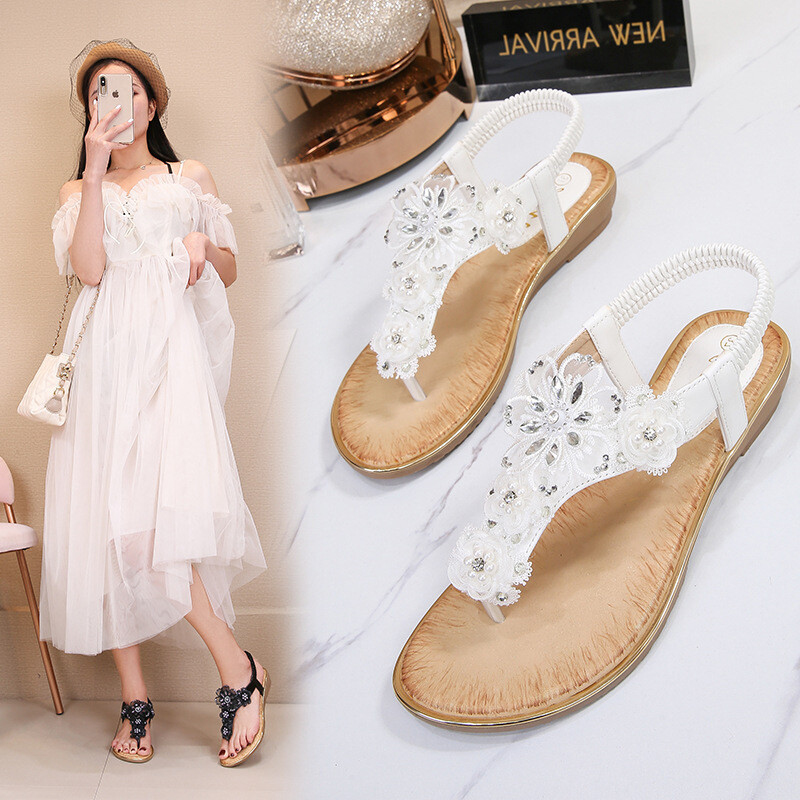 Flower embroidery crystal and beaded sandal