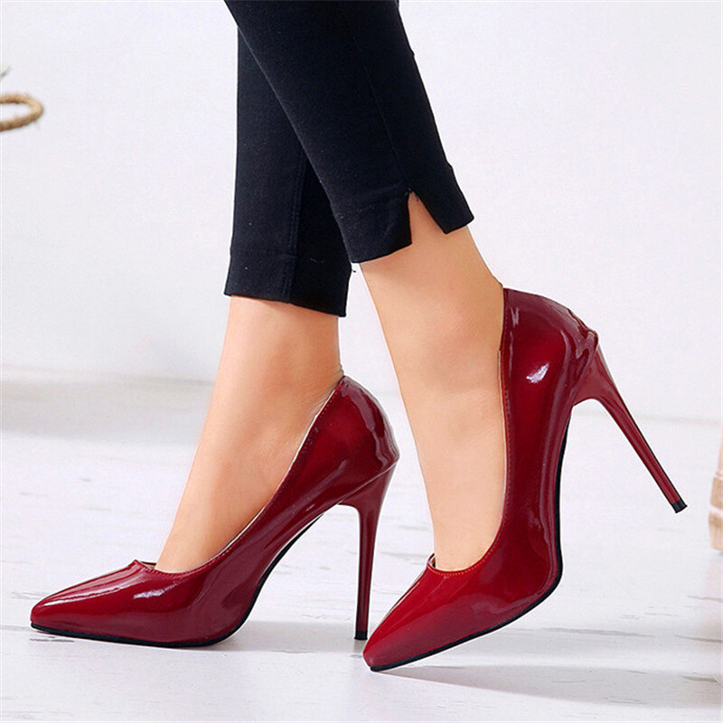 Stiletto pointed high heels