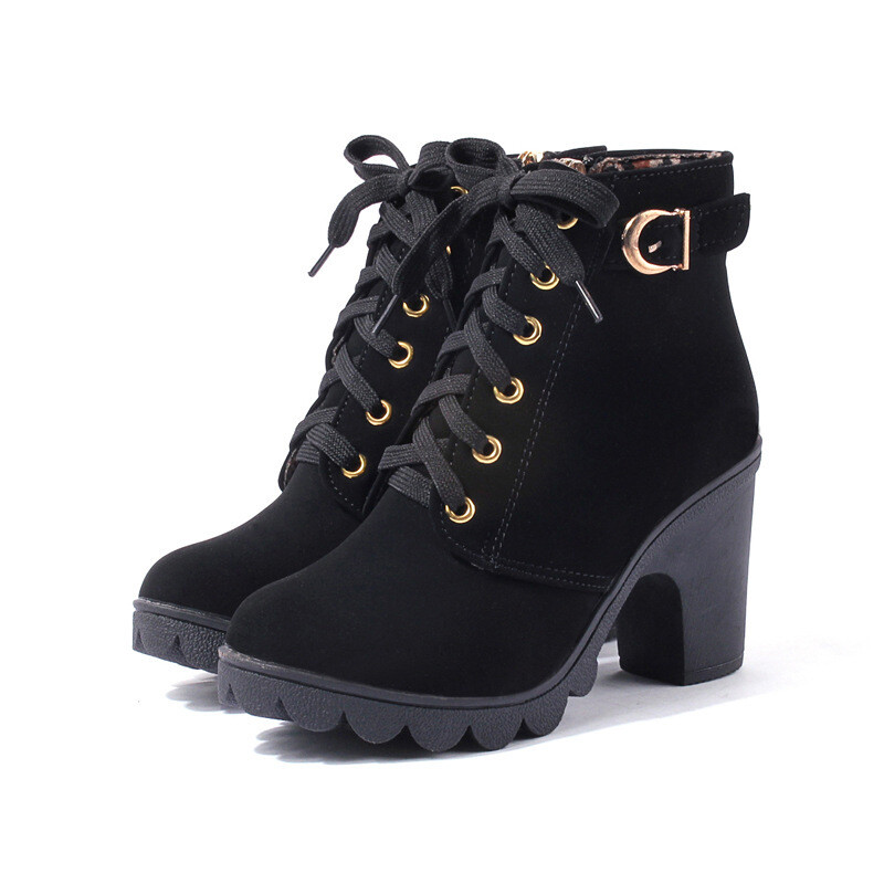Casual lace up boot