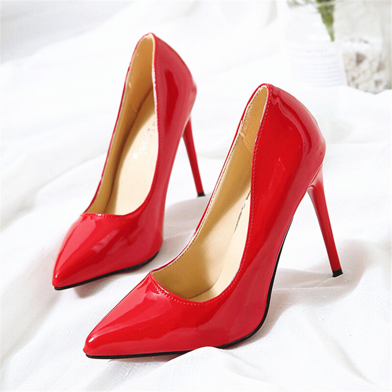 Stiletto pointed high heels