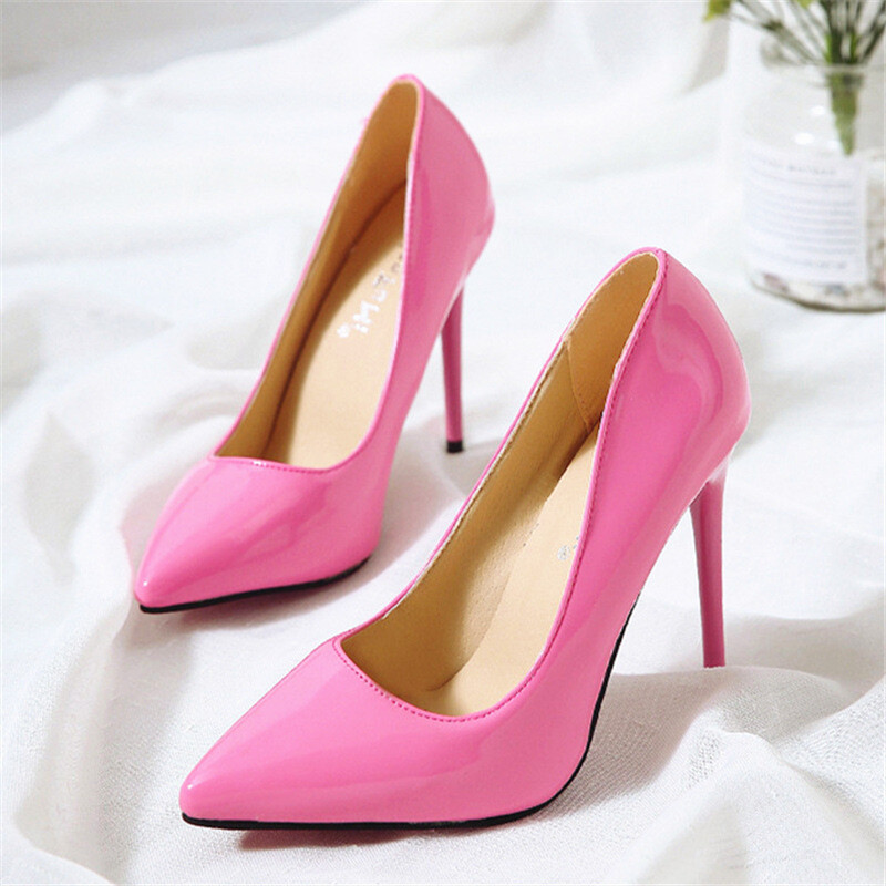 Stiletto pointed high heels