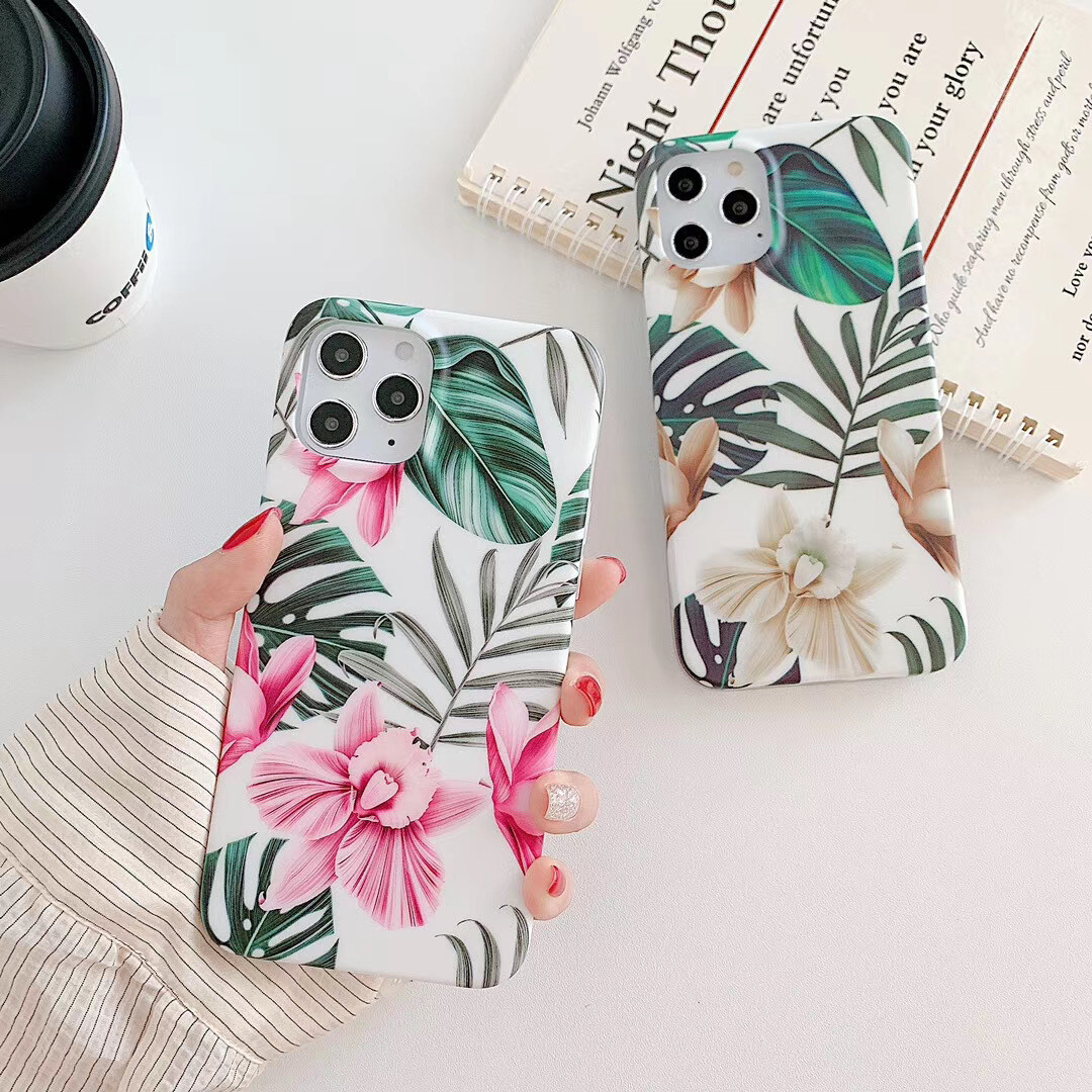 Retro Literature And Art Small Fresh Flowers And Leaves Suitable For IPhone13 Mobile Phone Case