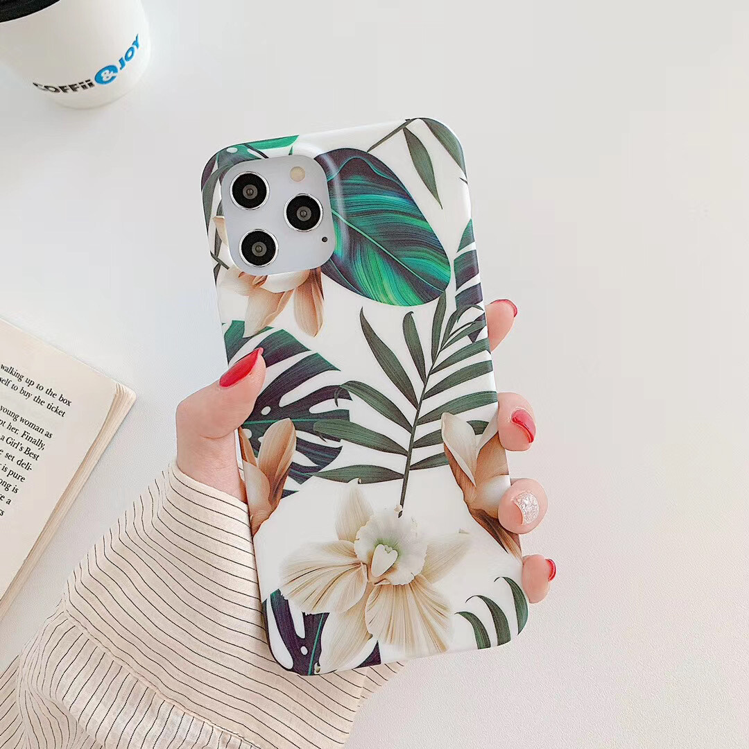 Retro Literature And Art Small Fresh Flowers And Leaves Suitable For IPhone13 Mobile Phone Case